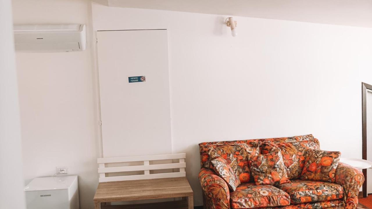 Appartement Casa Zoe à Lezzeno Extérieur photo